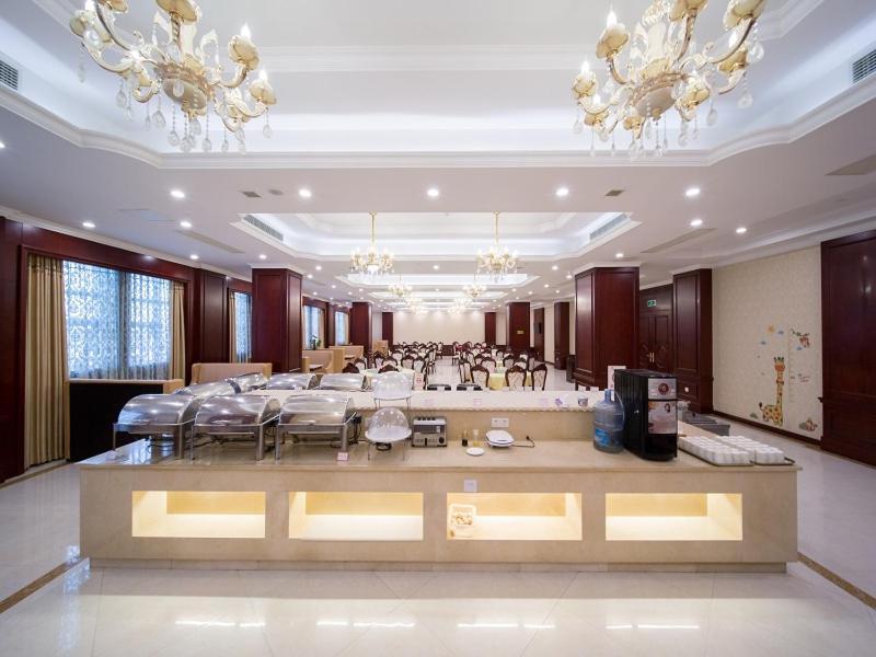 Vienna Classic Hotel Shizhongshan Avenue Csiucsiang Kültér fotó